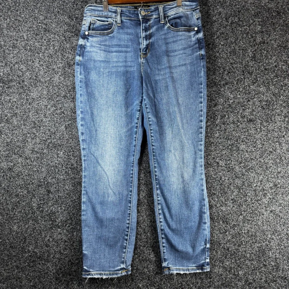 Judy Blue Boyfriend Fit Jeans Medium Wash Raw Hem JB82277MD Size 9/29